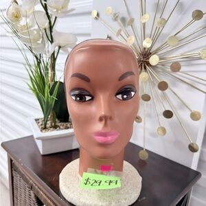 Stylish Mannequin Head with Pink Lips